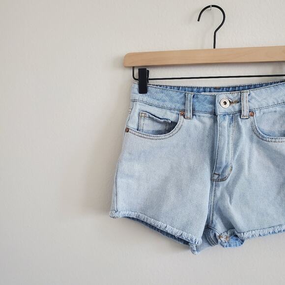 PacSun Bullhead Mom Short - Picture 1 of 6